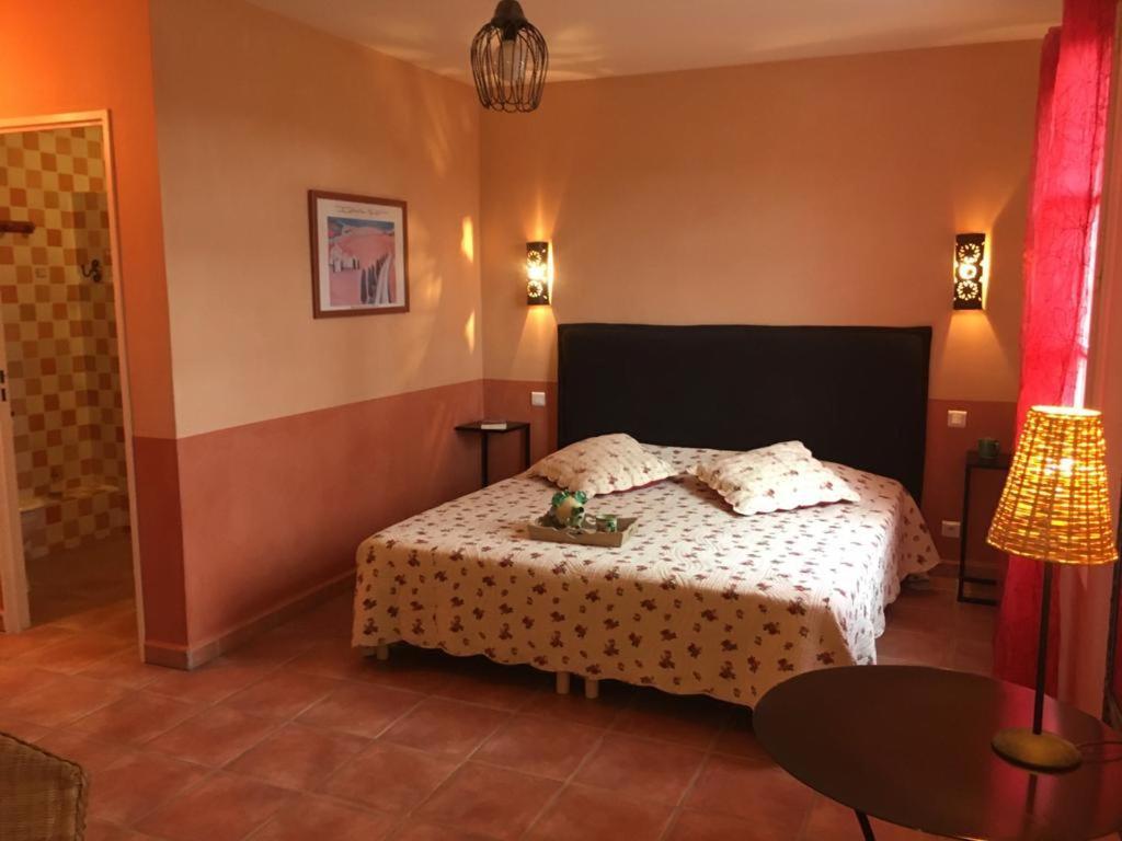 La Ferme Du Petit Segries Bed And Breakfast ムスティエ・サント・マリー エクステリア 写真