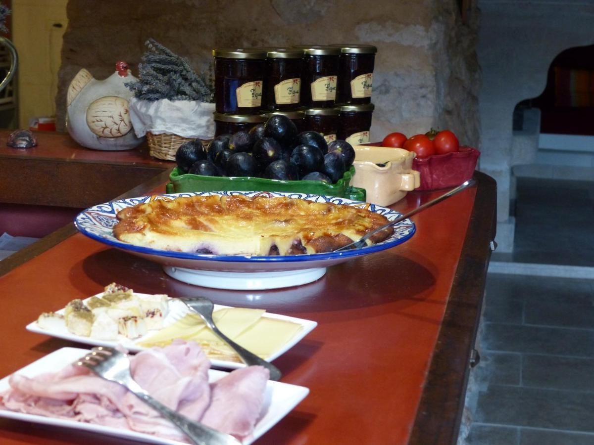 La Ferme Du Petit Segries Bed And Breakfast ムスティエ・サント・マリー エクステリア 写真